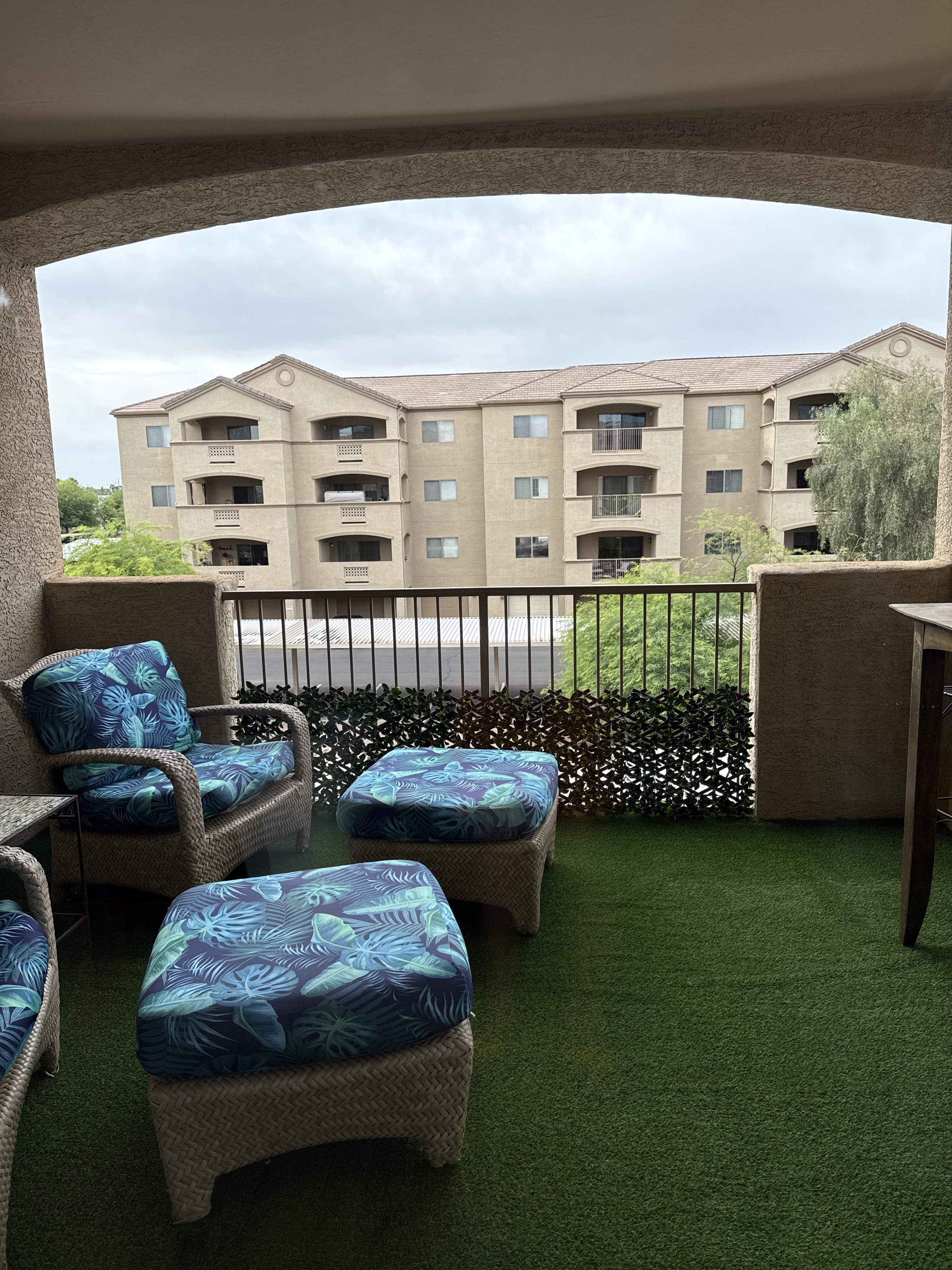Condo has Gym, Pool & Balcony gated covered parking