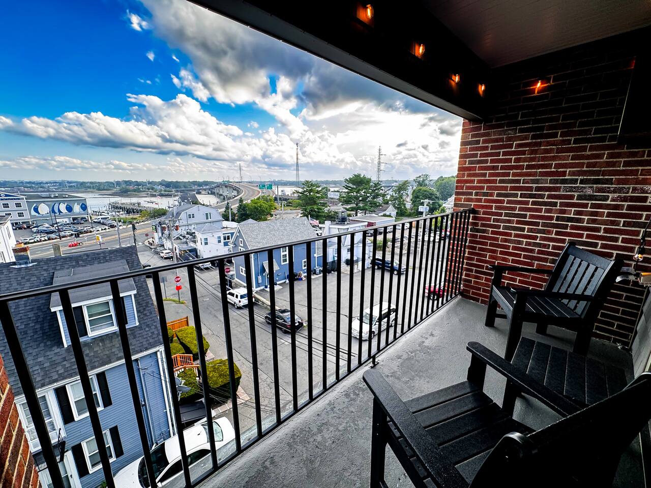 #1 Top Flr Waterview|Lux Design|Pvt Balcony