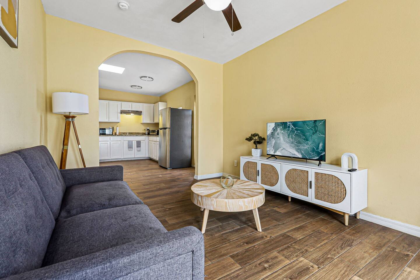 Charming Guesthouse | 5 mins to Fort Bliss