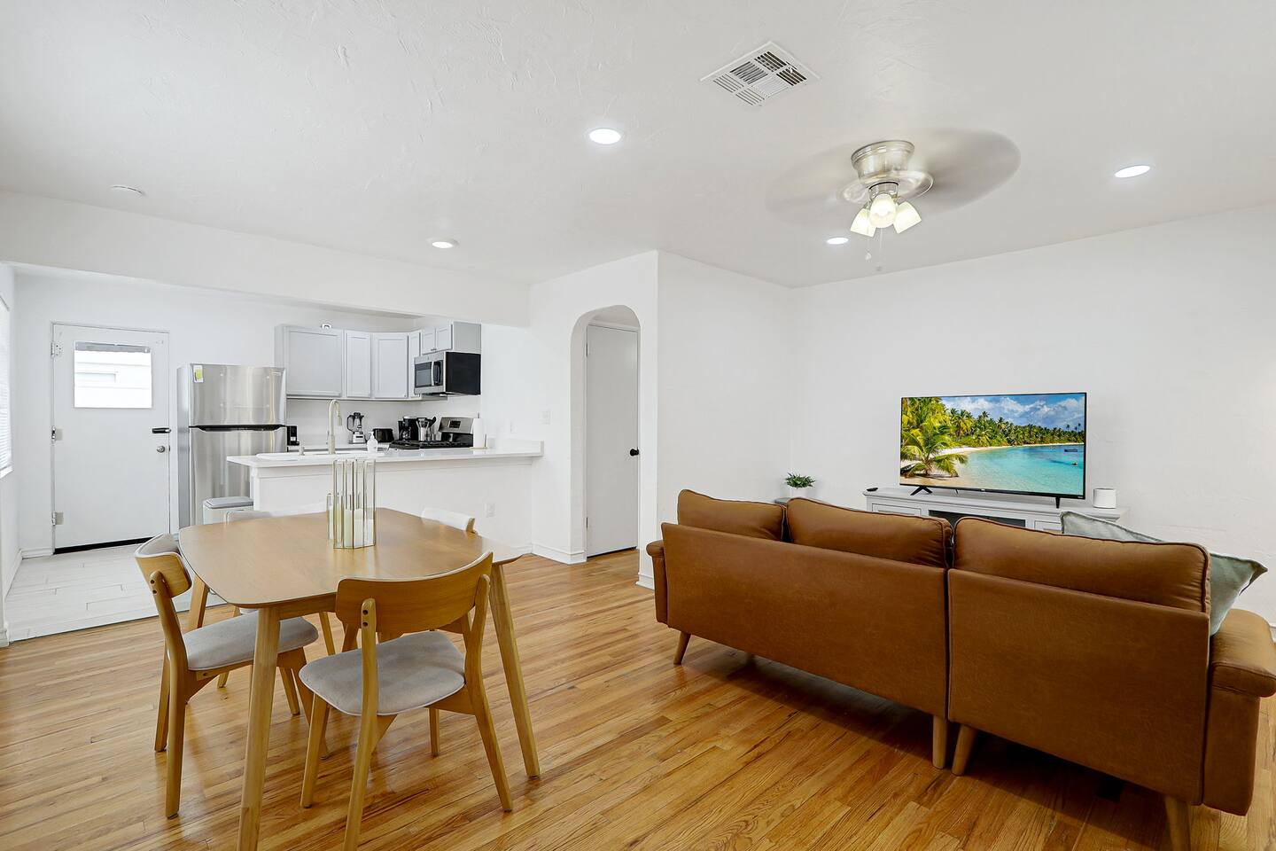 Enchanting 2 BD | 5 mins to Fort Bliss & Shoppes