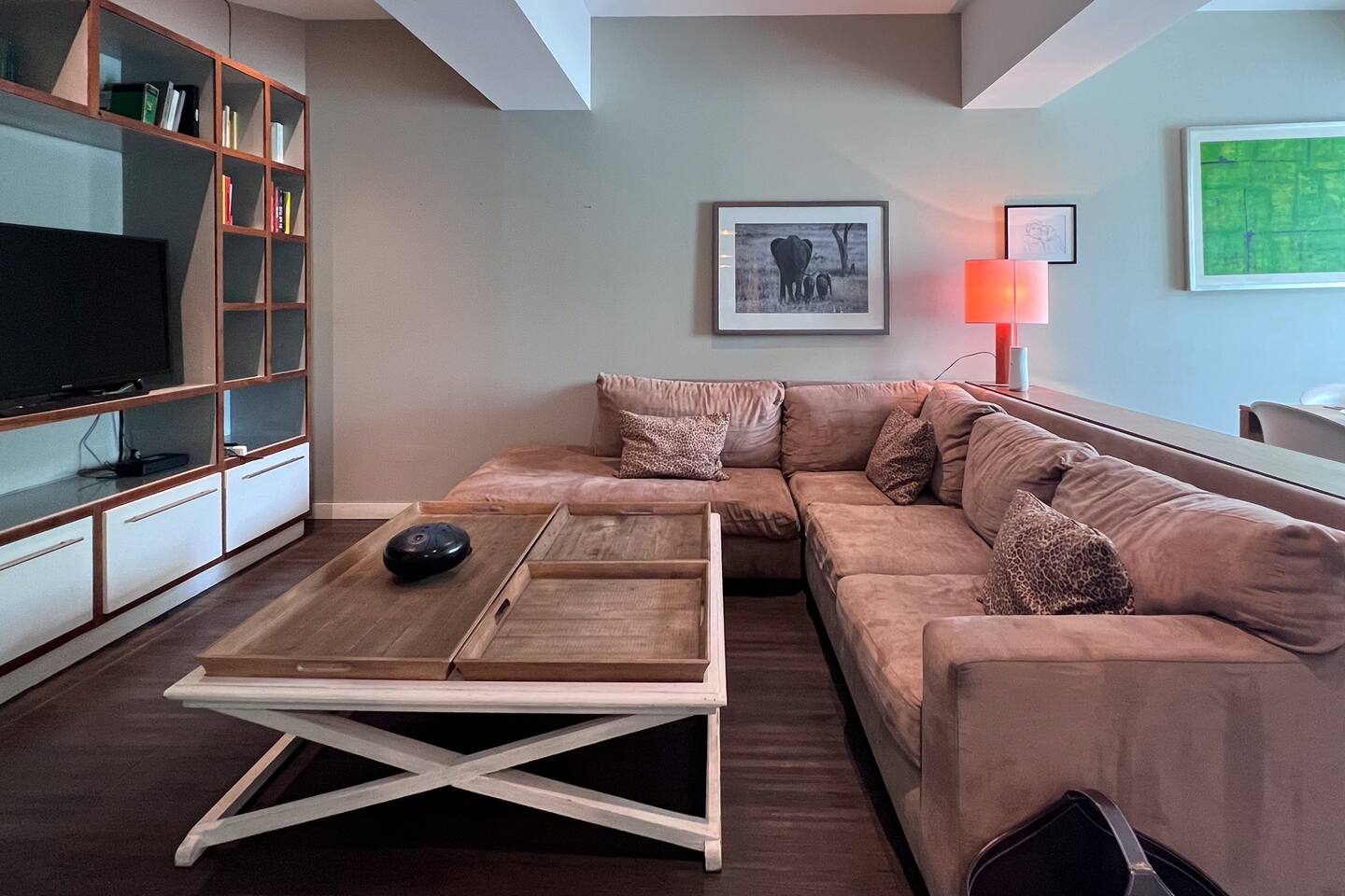 Chic 1-Bedroom Condo in Trendy La Condesa, CDMX