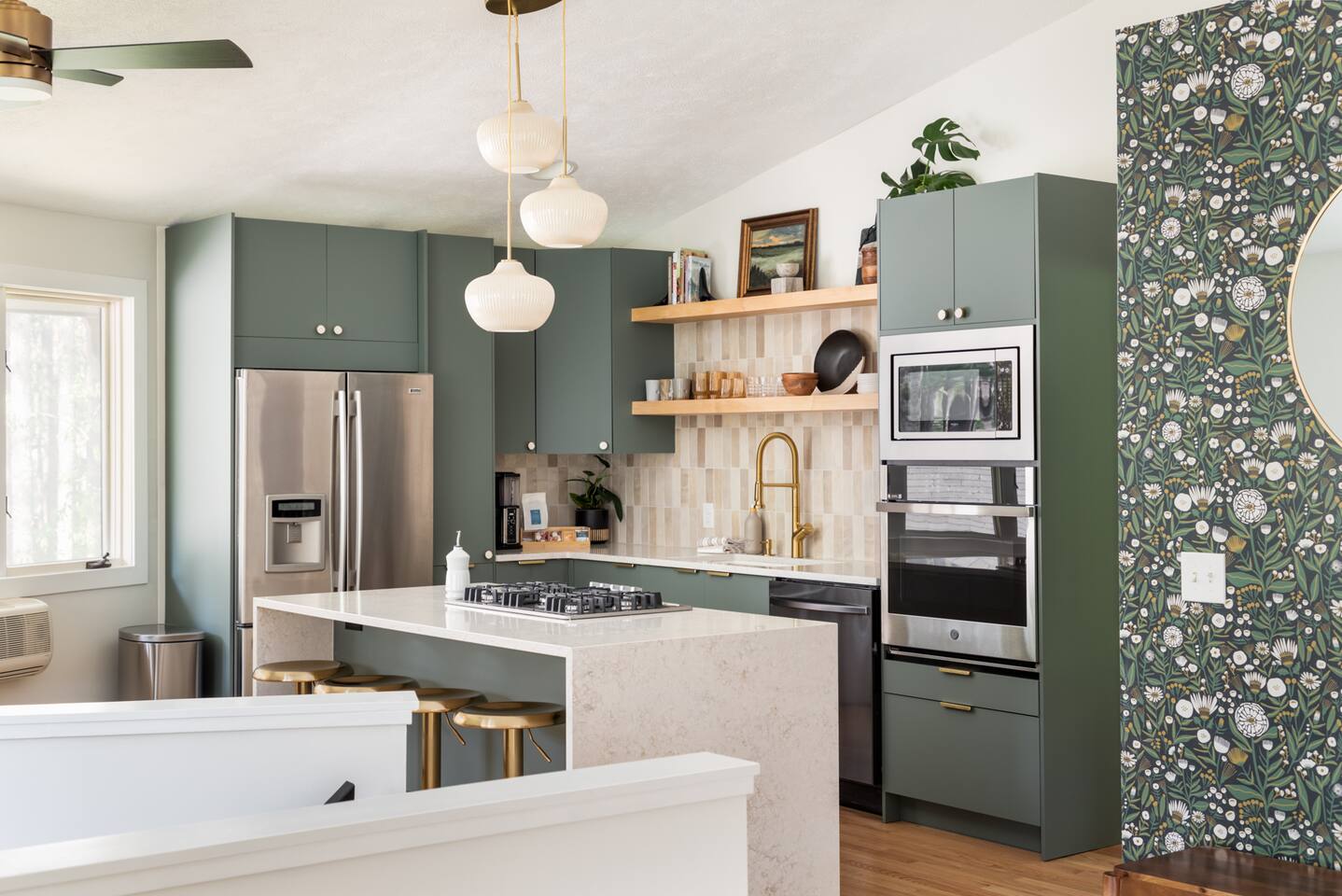 New Beautifully Updated Home with Gameroom!