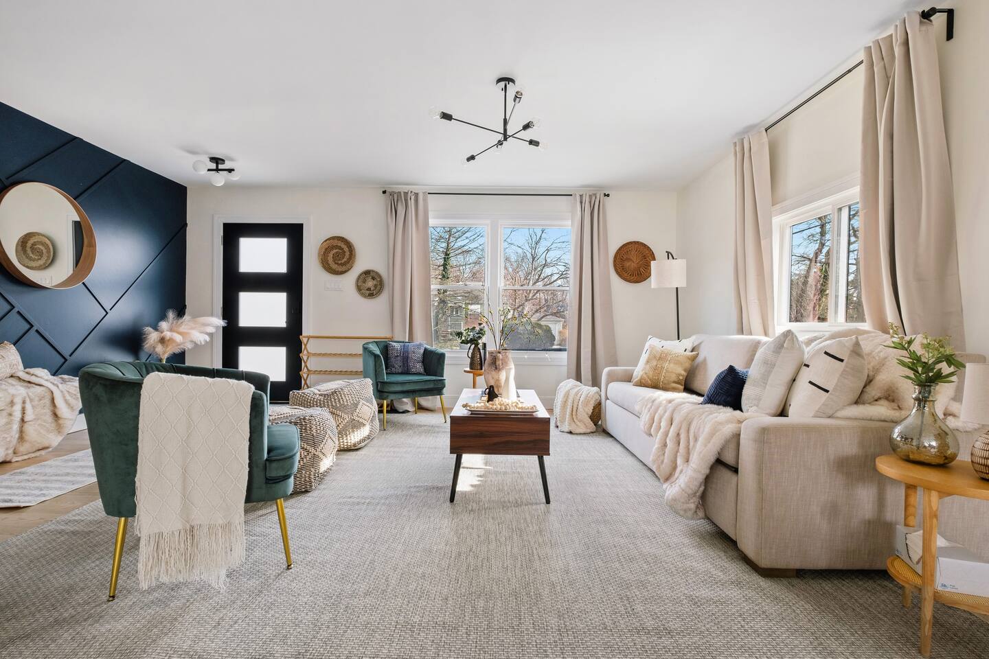 Suburban Haven: Cozy Escape with a Touch of Luxury