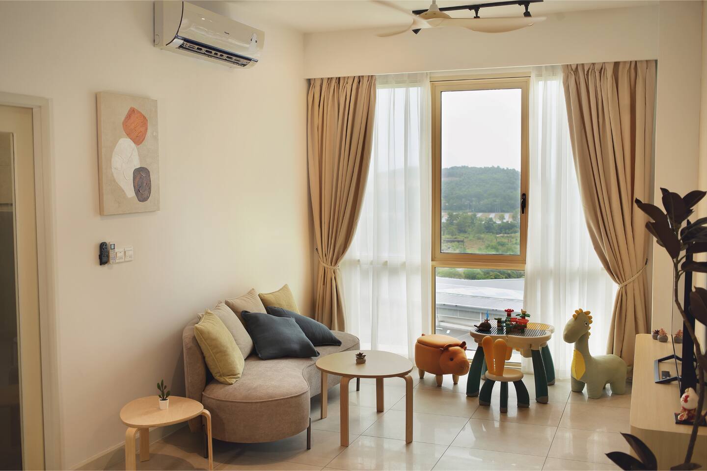 Afiniti 2BR Scandinavian Escape - Legoland 300m