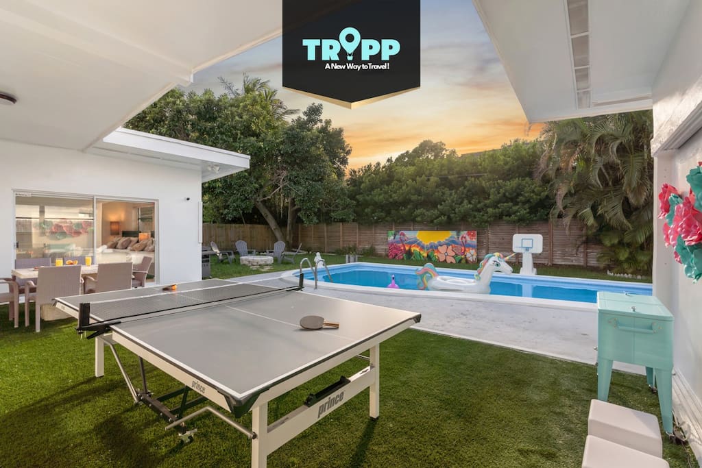 Lux Miami Villa | Heated Pool | 10 min to Beach