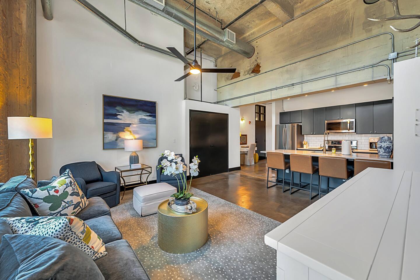 Hebrews 13:2-Waco, Baylor, Silos