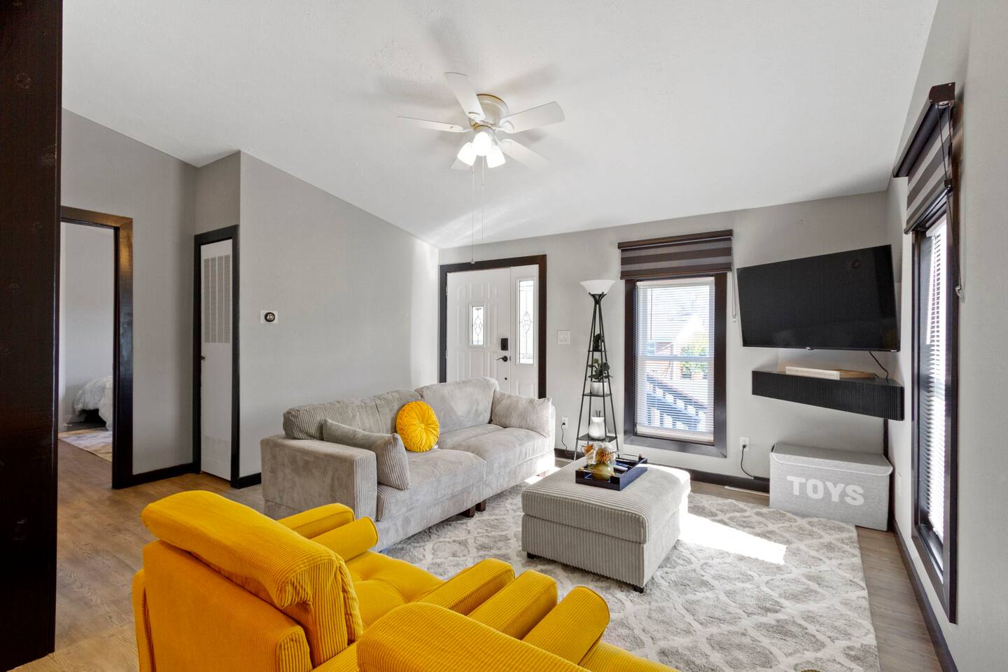 Cozy living Near Grand Park