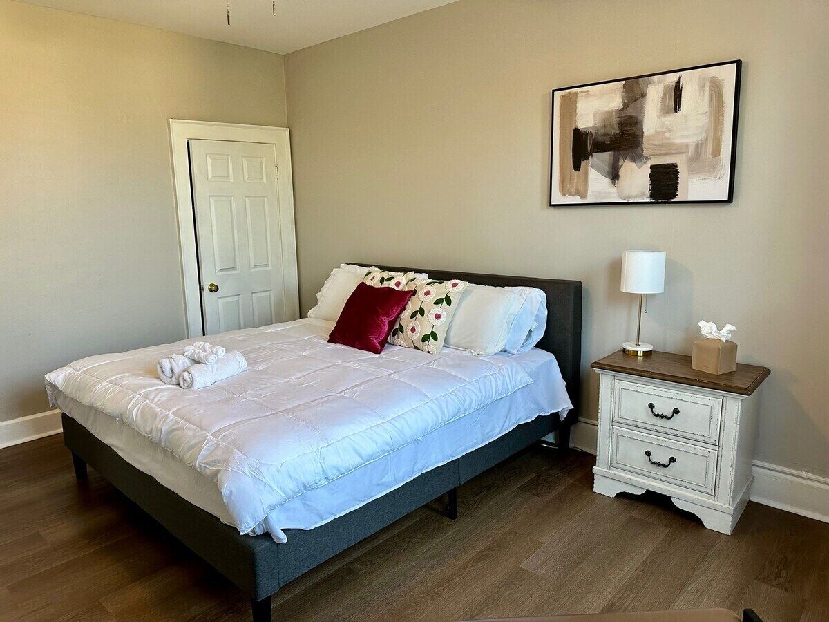 Casa Color | 2BD/1BA Townhome near Downtown