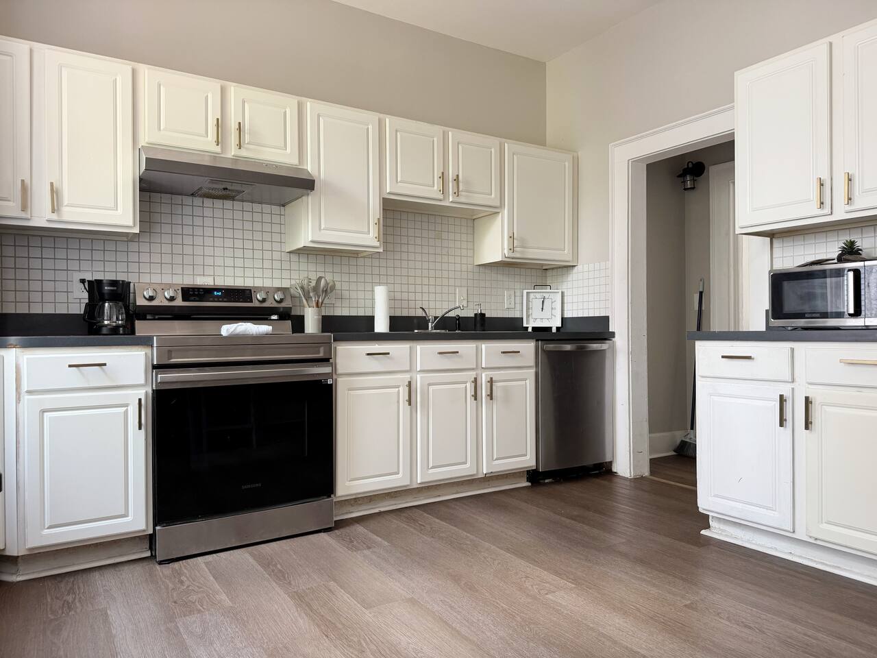 Casa Color | 2BD/1BA Townhome near Downtown