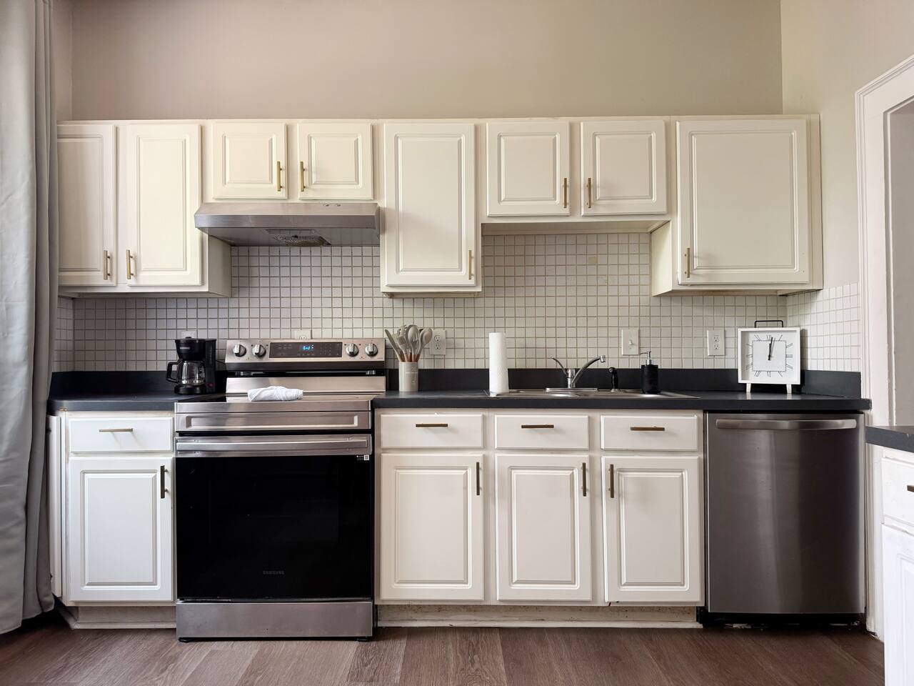 Casa Color | 2BD/1BA Townhome near Downtown