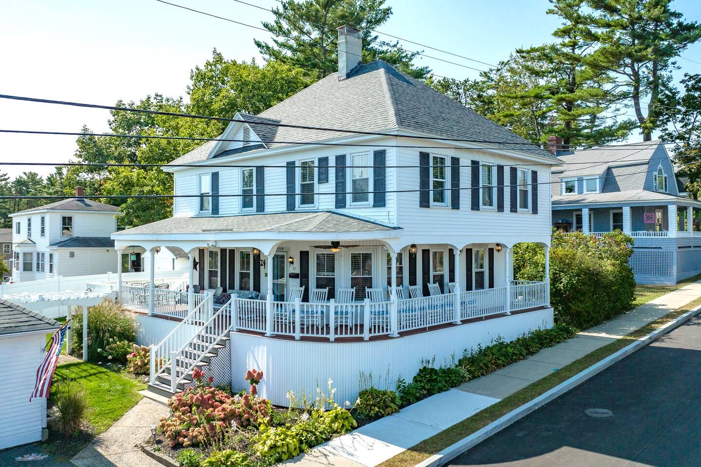 Walk2Beach|HugeDeck|BeachGear|3QueenBeds|Sleeps10