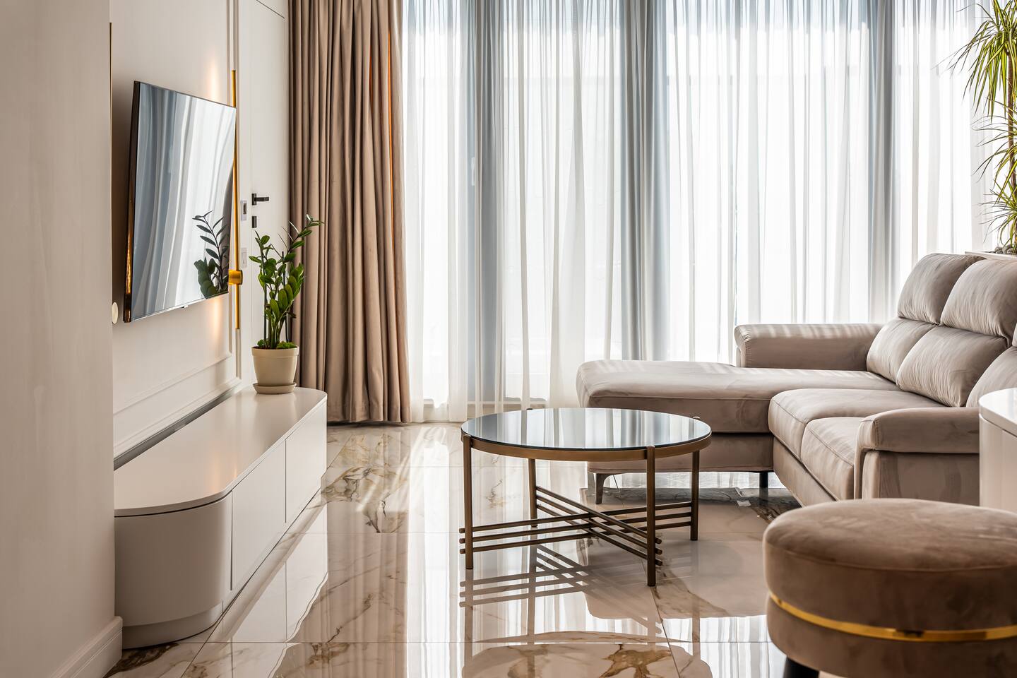 Sky suite Near center