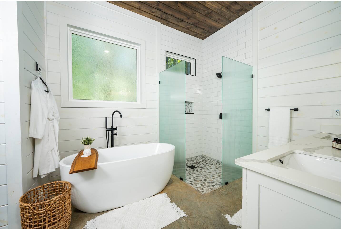 Large soaking tub and walk-in shower