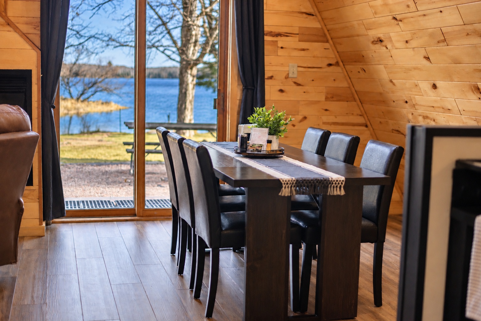 Cedar Cove 2