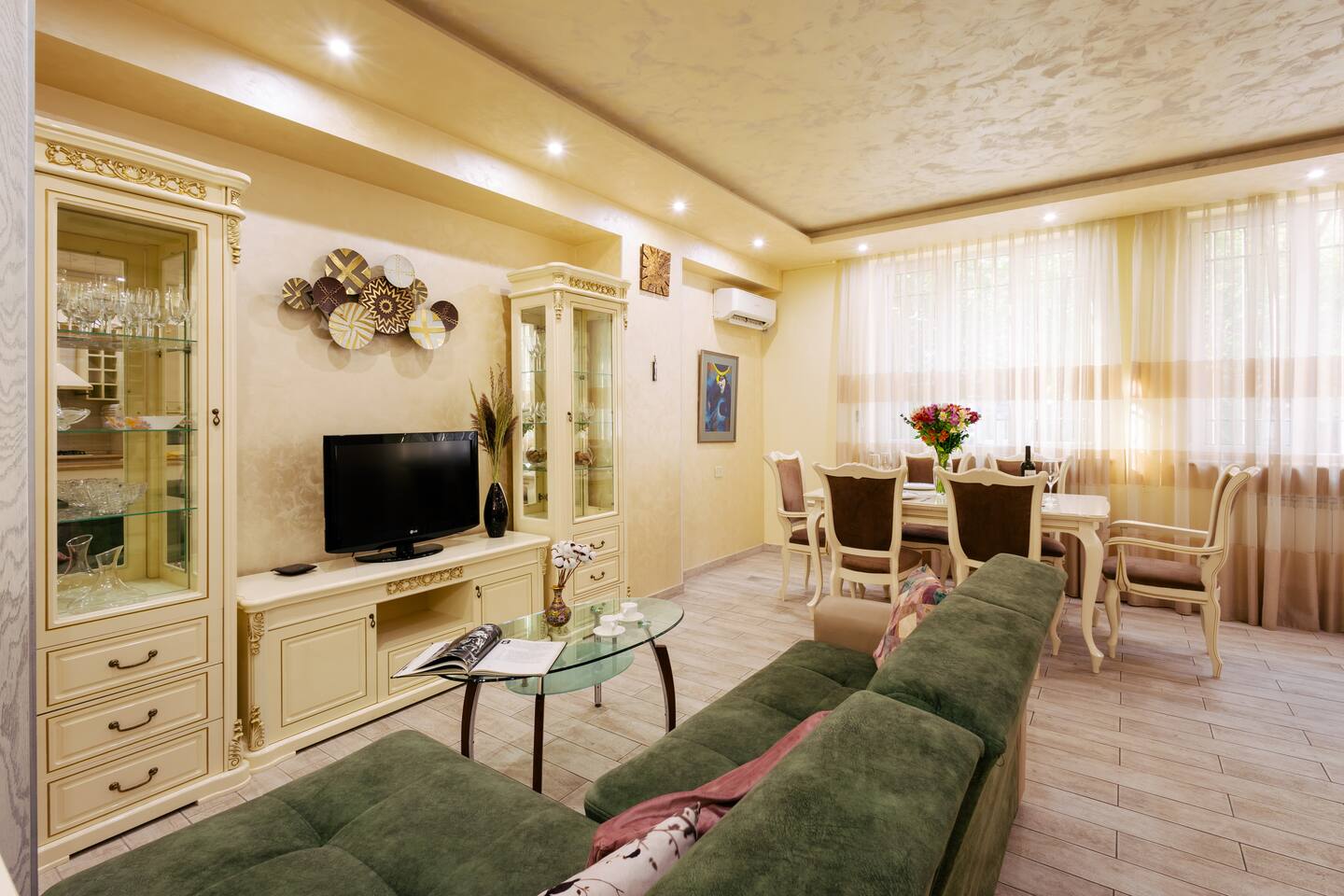 Charming 2BD |  Central | SelfCheckIn