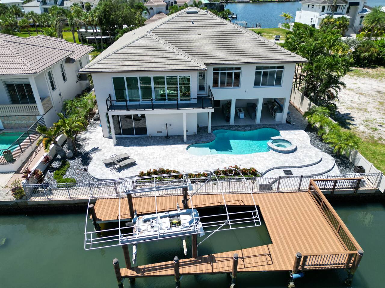 Naples Waterfront 3Master En-Suites Pool Boat Lift
