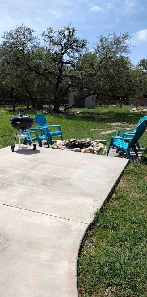 Canyon Lake Oasis! 3 MIN to Boat Ramp Pet Friendly