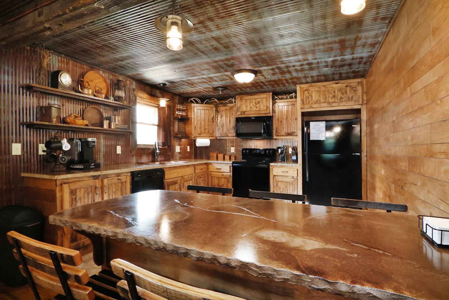 Wanderlust Suite | King Beds!