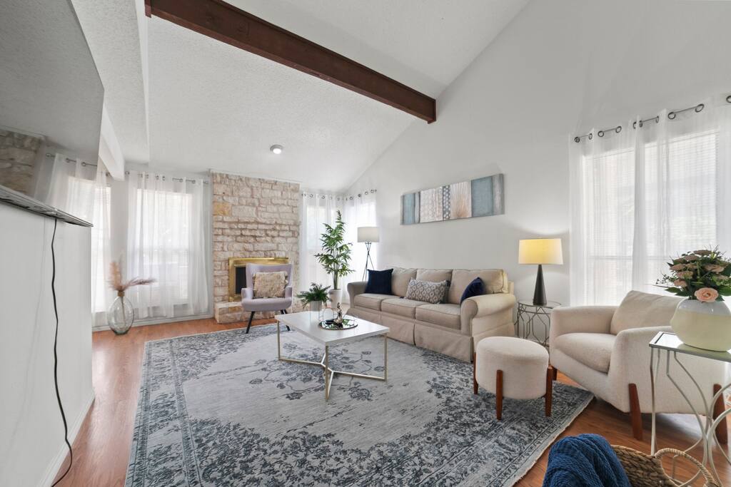 Relaxing Austin Stay Close to Downtown and Airport