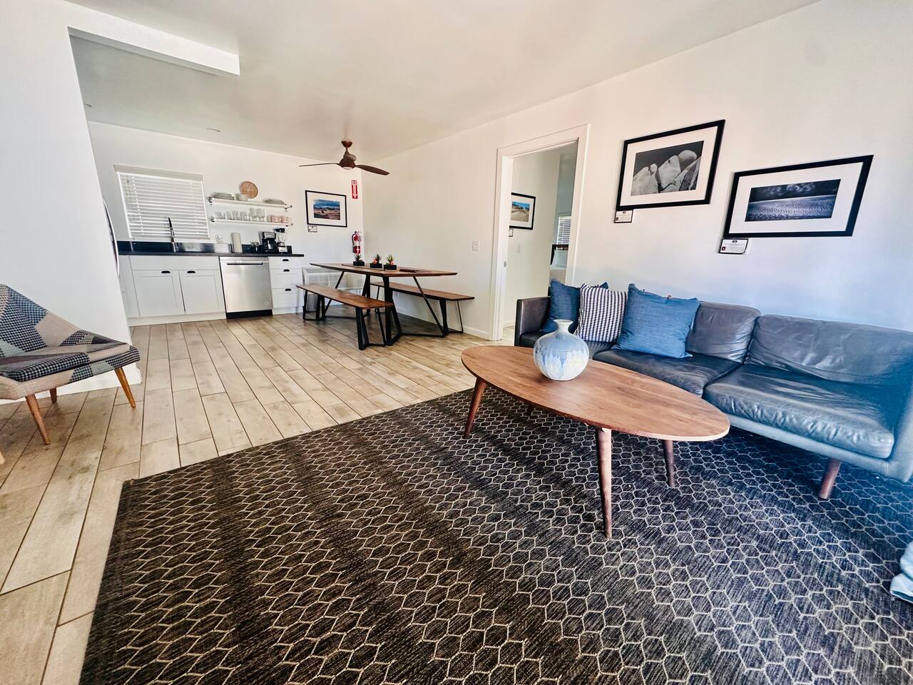 Modern Minimalist Desert Retreat - 2br Apt