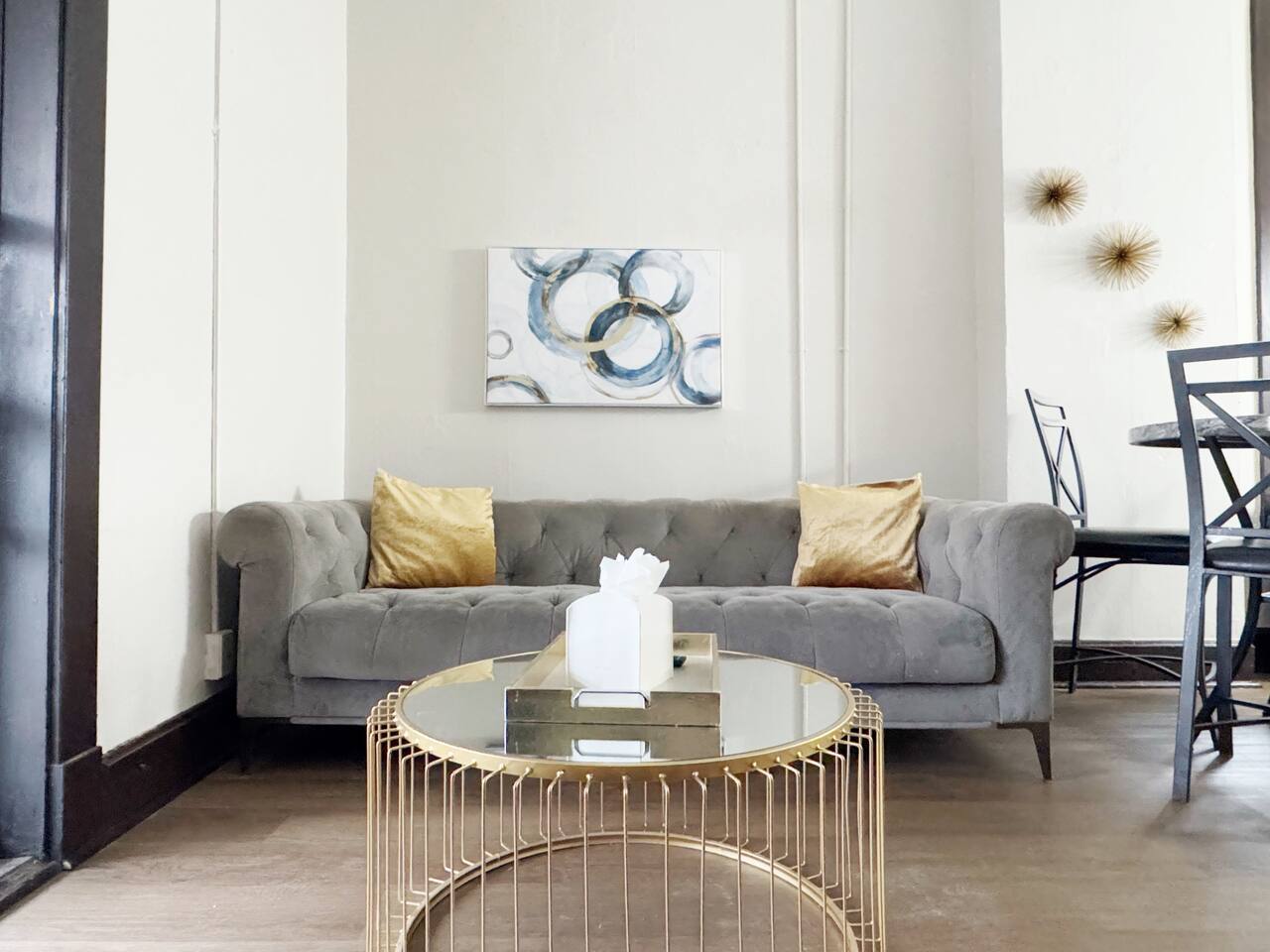 The Harrison E | QUEEN 1BD/1BA Apt near Downtown