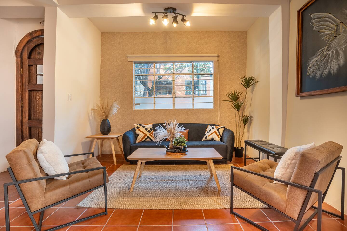 Premium Design and Location in a House in La Roma - foto 1