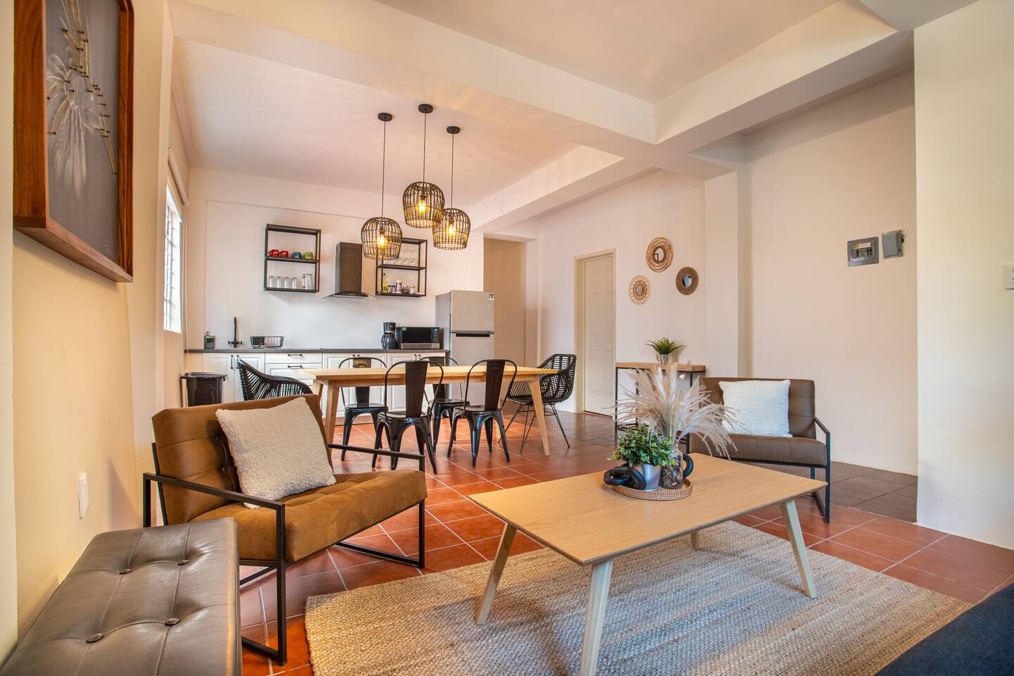 Premium Design and Location in a House in La Roma - foto 2