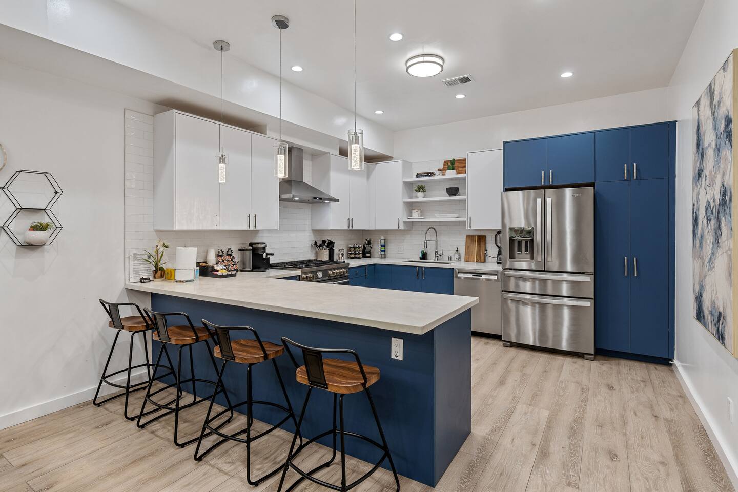 Spacious 4 Bed 4Bath | Rooftop, Game Room & Garage