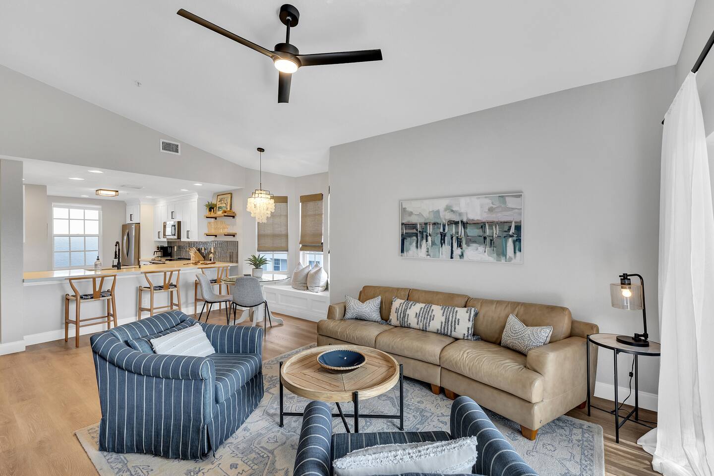 Two Bed Condo Close to the Beach