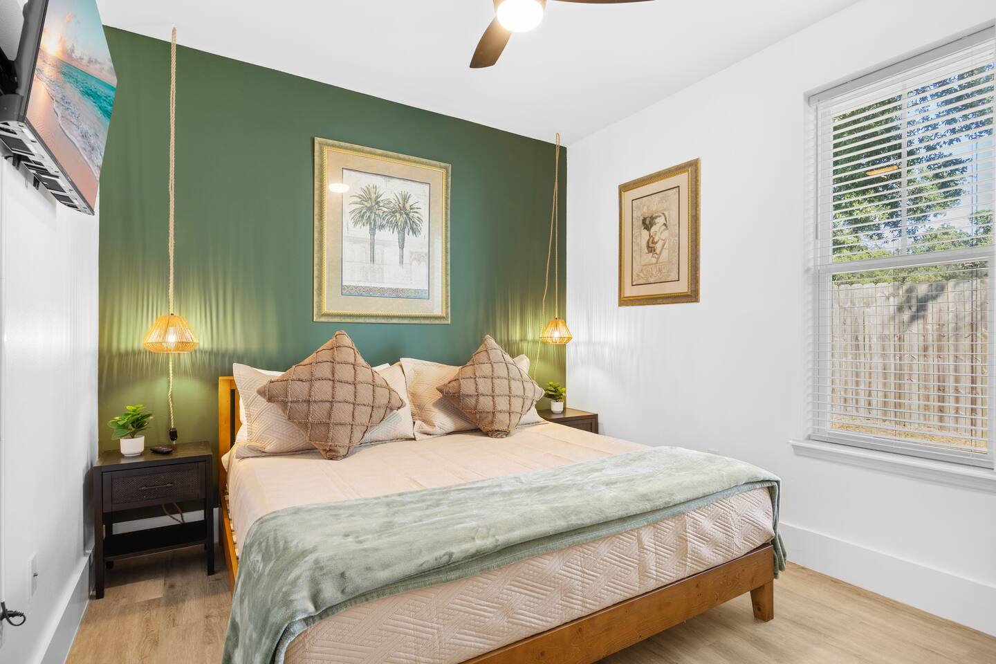 *NEW* Catherine’s Coastal Retreat w/ Volleyball! - Holiday Home