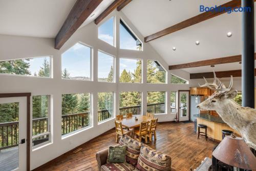 Cle Elum Hideaway - Hot Tub,Game Room,Grill&Views