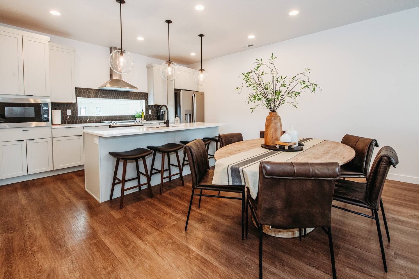 Peaceful Mtn Escape | Hot Tub, Pool, Family Fun