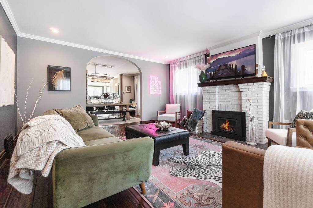 Oasis | Pool, Patio, Poker Table, Kid&Pet-Friendly