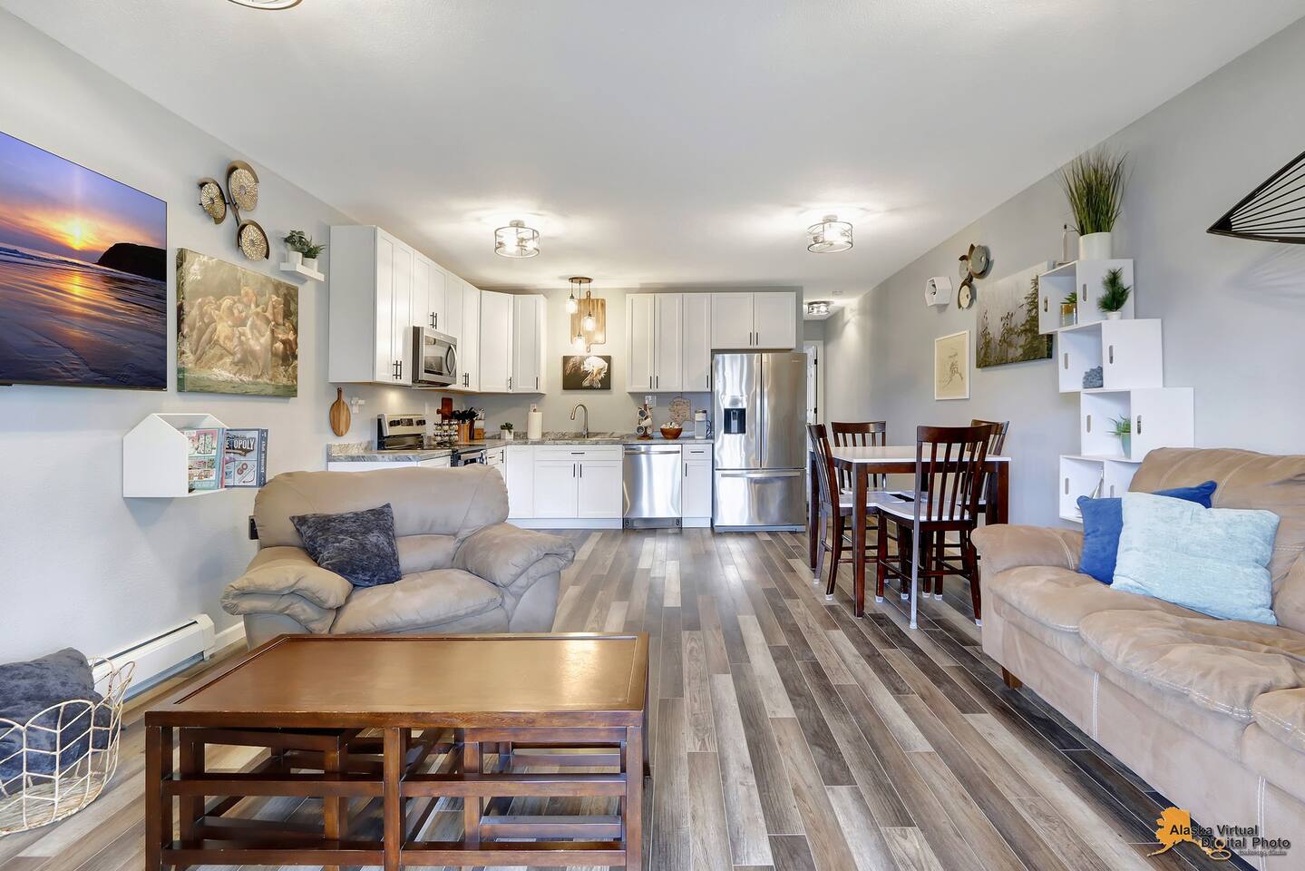 Alaskan Pelagic Parlor (2)