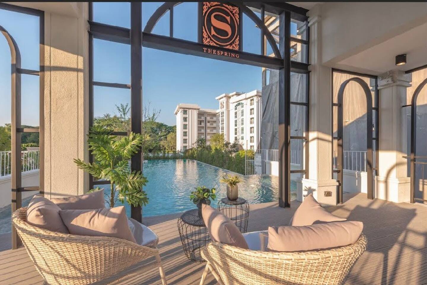 Amazing Apartment near Central Festival