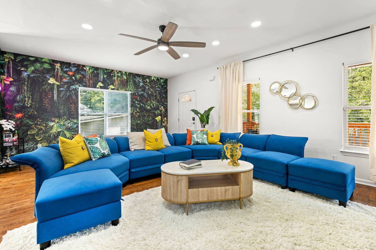 Spacious 5-Bedroom Oasis in the Heart of Atlanta