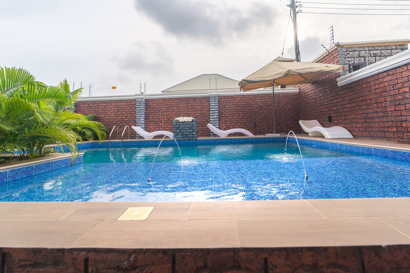 New/1BR/swimming pool/gym