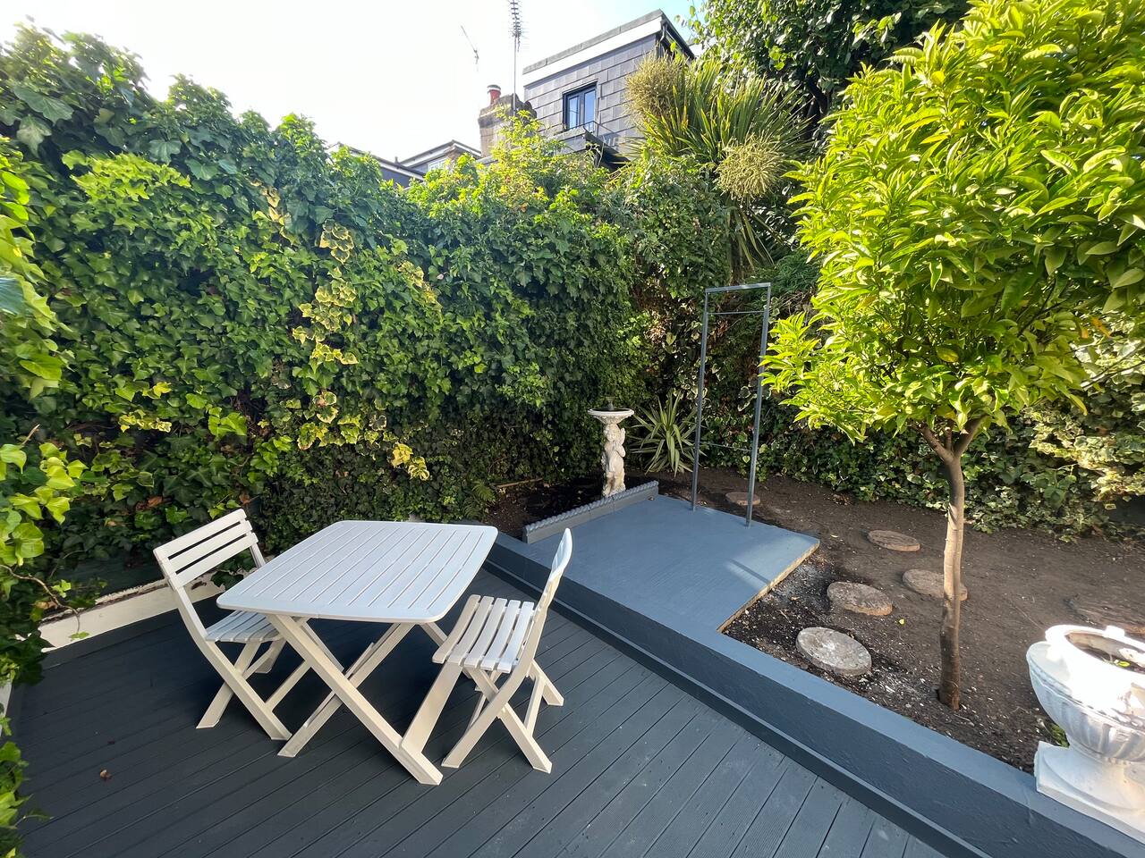 Flat 3 – 127 Percy Road (Stylish Ground Floor Garden Flat nr Central London)