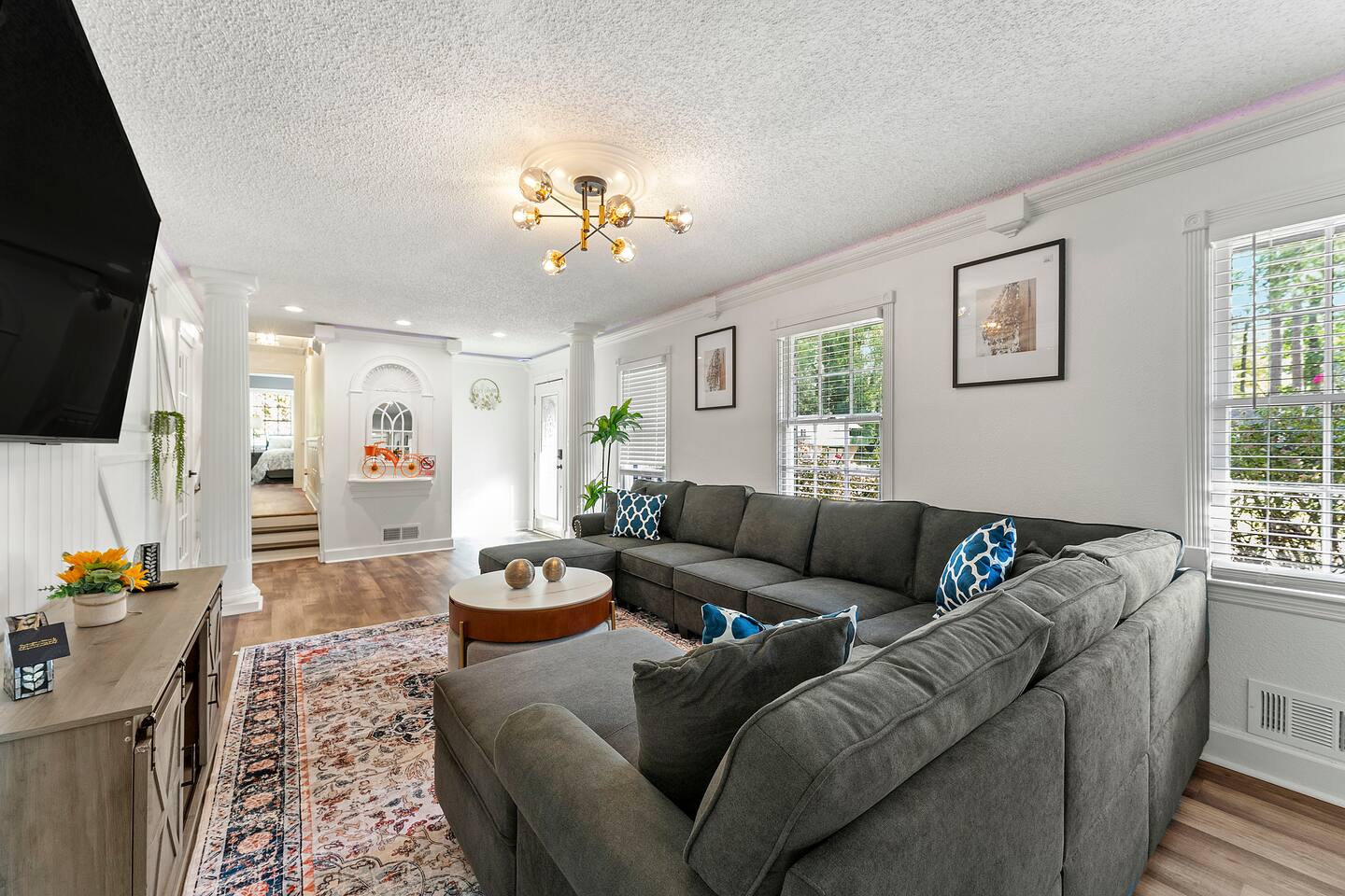 Grand Vista Retreat: The Grand Poolside Escape