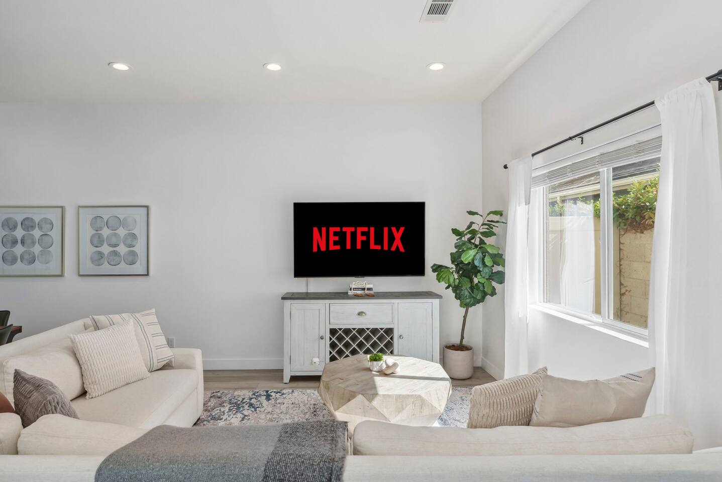 Spacious Dual Homes Near Disneyland and Beaches