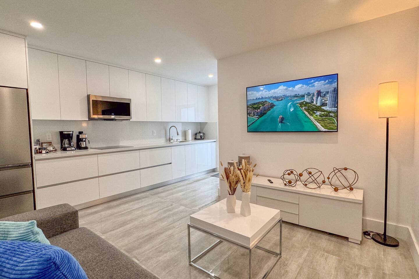 Beautiful Loft Cottage in the heart of Miami - One-Bedroom House