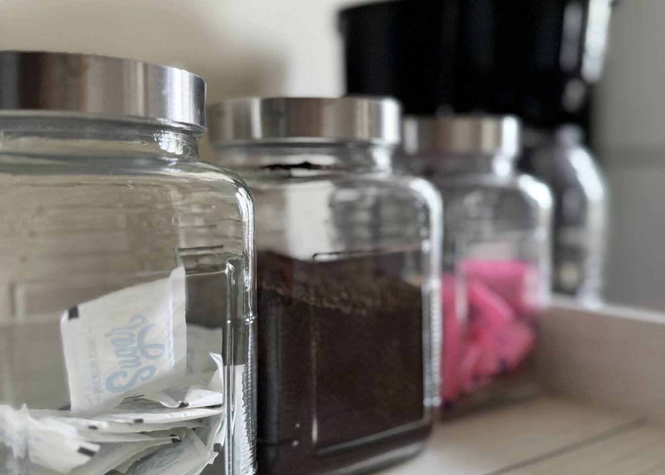 Chandler E | KING 1BD/1BA Studio Apt near Downtown