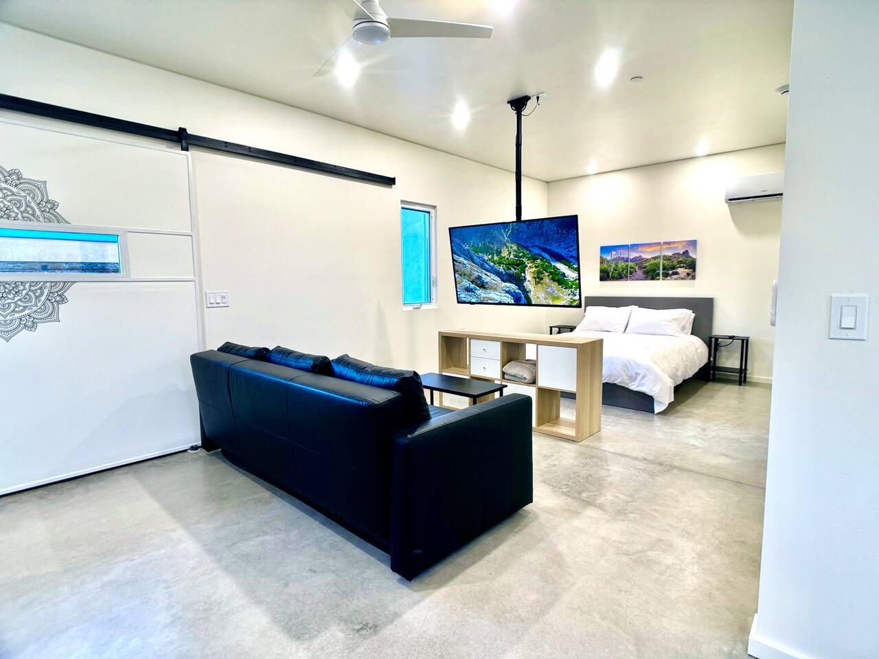 Modern Studio Home Private Yard SolMod #1