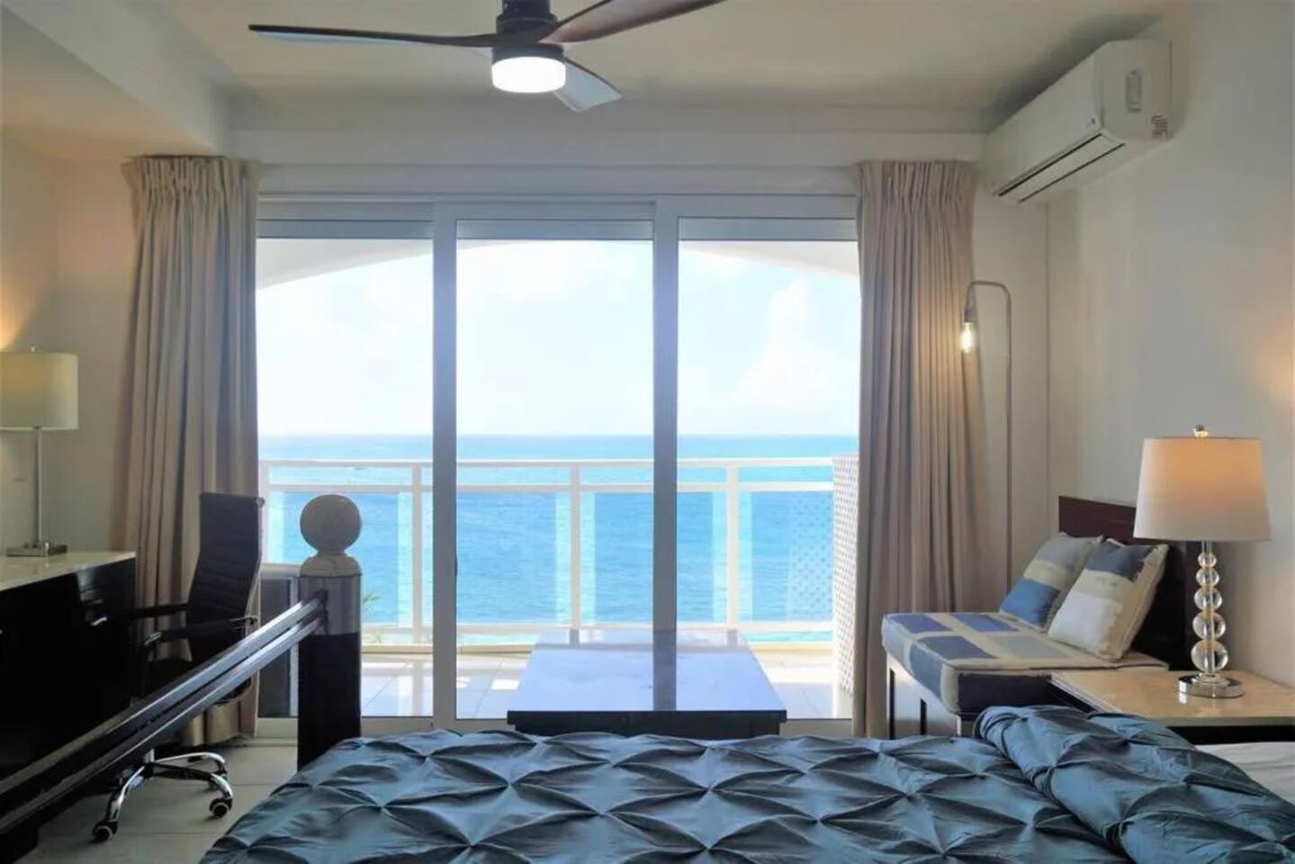 Maho Beach House: Studio with Oceanview, 4th Floor
