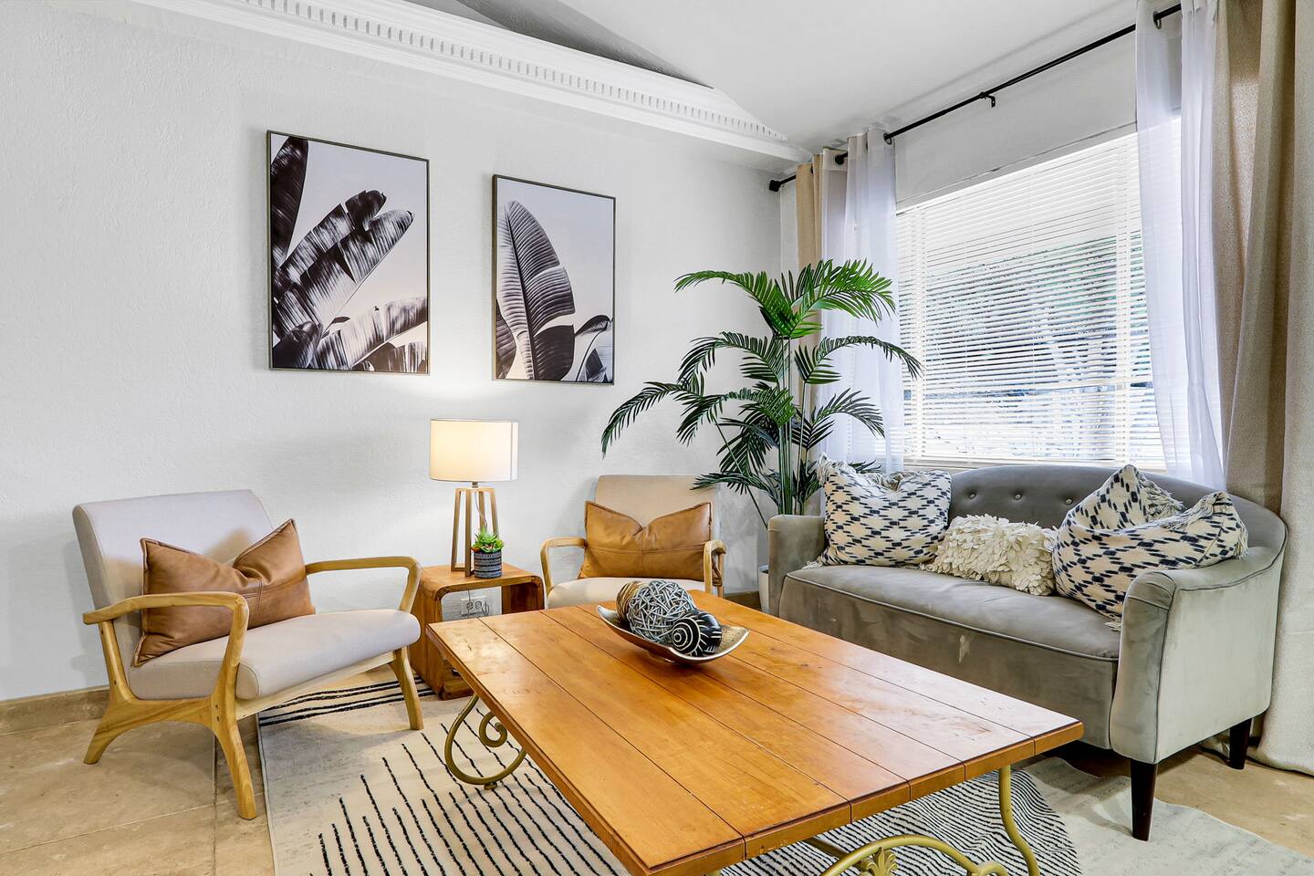 5minDowntown/Airport/Hospital/ ElP Refinery/Fort Bliss