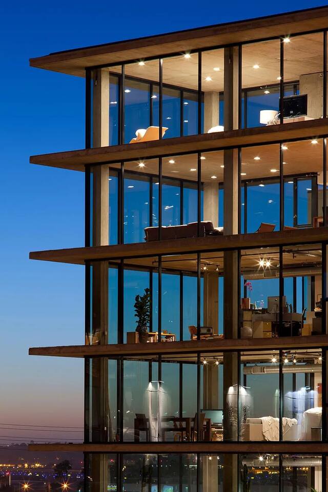 San Diego’s Largest Penthouse 9000sq ft of Luxury