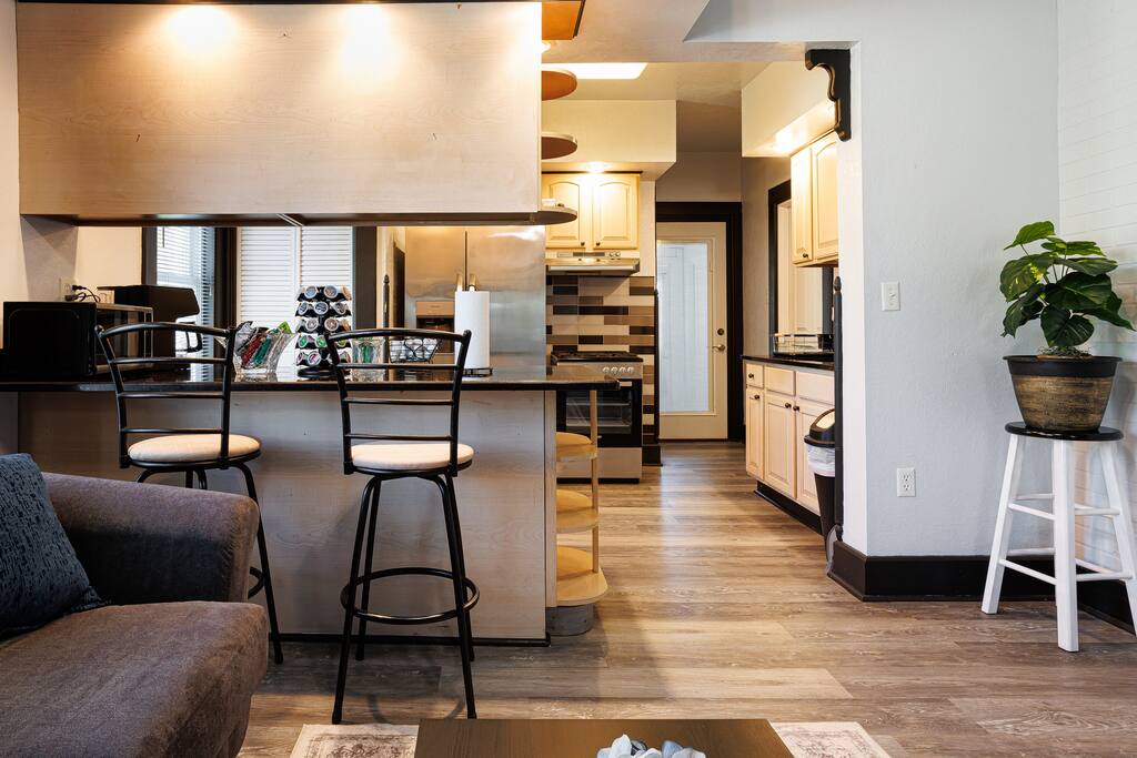 Full Kitchen, Near Parking, Roku TV's In Each Room