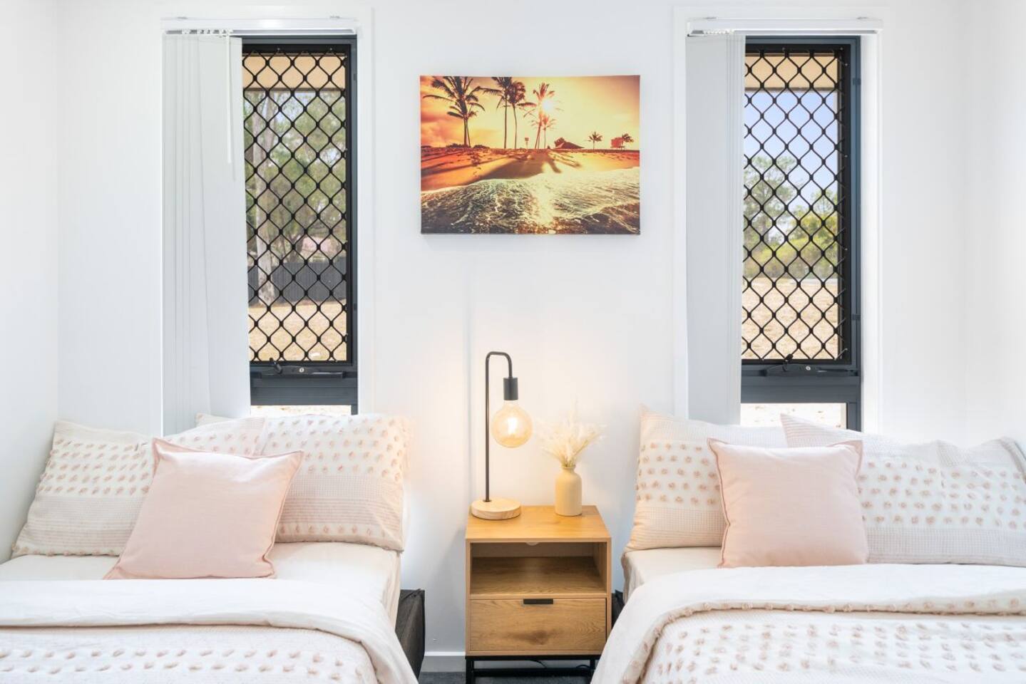 Bellbird Park Stay Katandra 3 BR Family and Worker Home