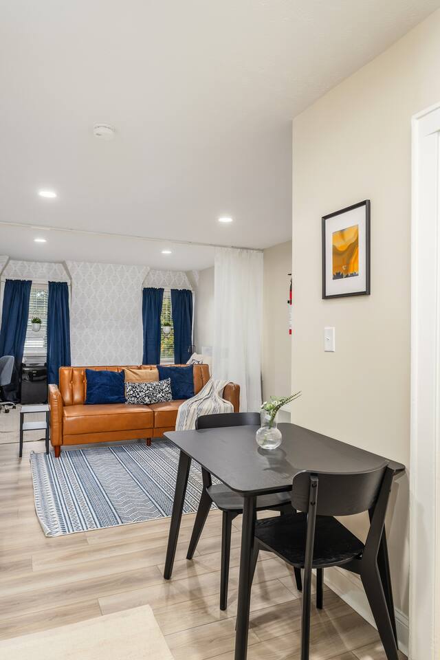 Cozy Studio close to downtown!