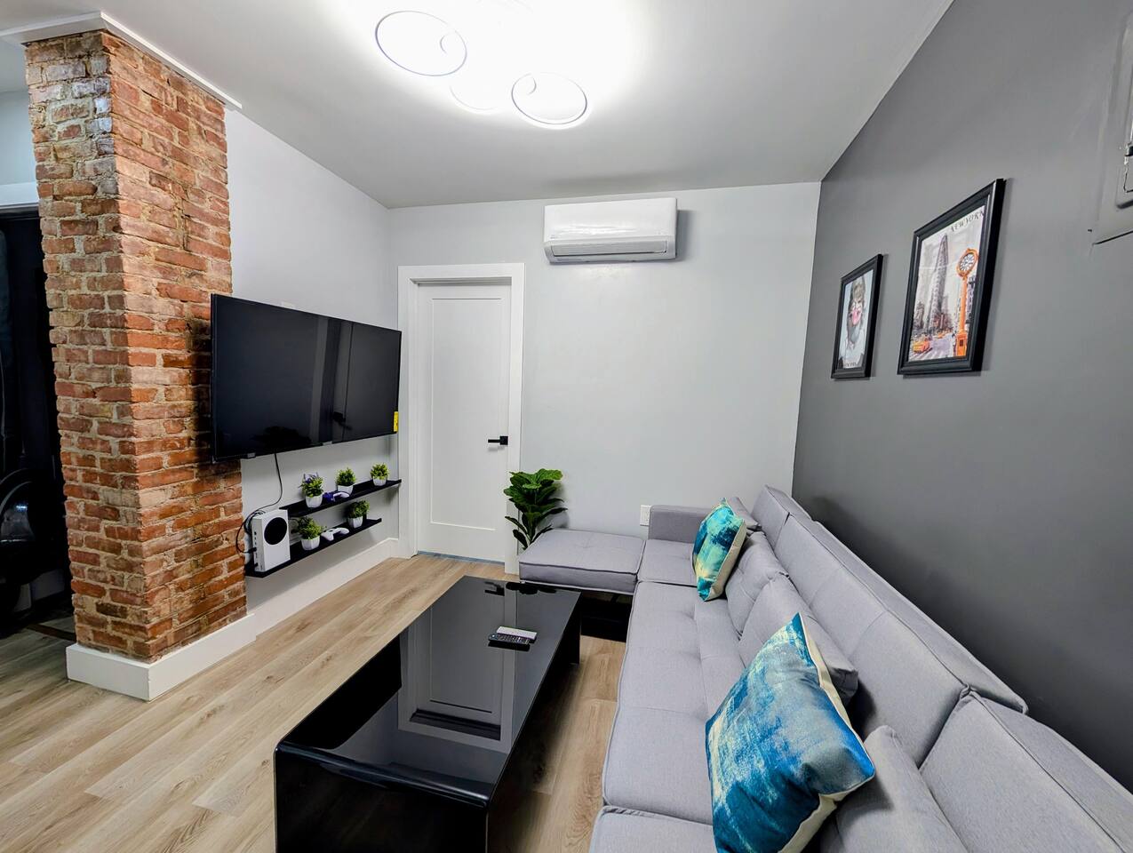 Newly Renovated Charming Apt! 30 Mins to Manhattan